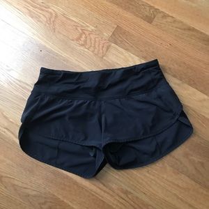 LuLu speed shorts
